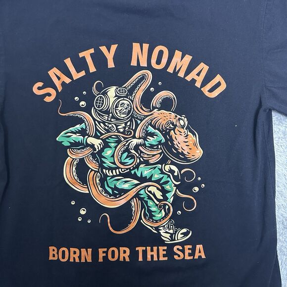 Mens Salty Nomad Tee Diver Octopus Ocean Adventure Shirt Black Small Graphic - Picture 3 of 8